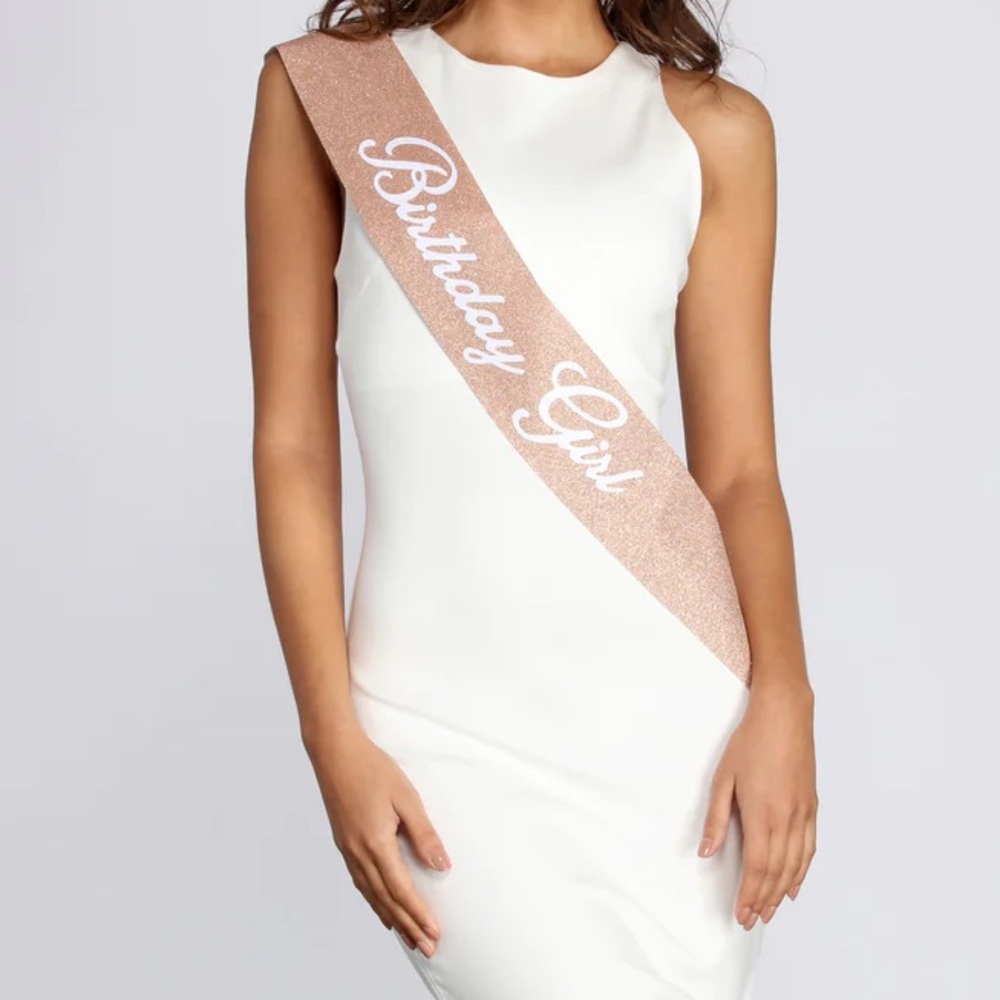 Windsor birthday girl sash